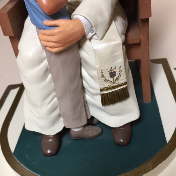 Danbury Mint Pope John Paul II Sculpture - Picture 3 of 11